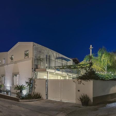 Casa Vacanze Oceano mare Pozzallo Exterior foto